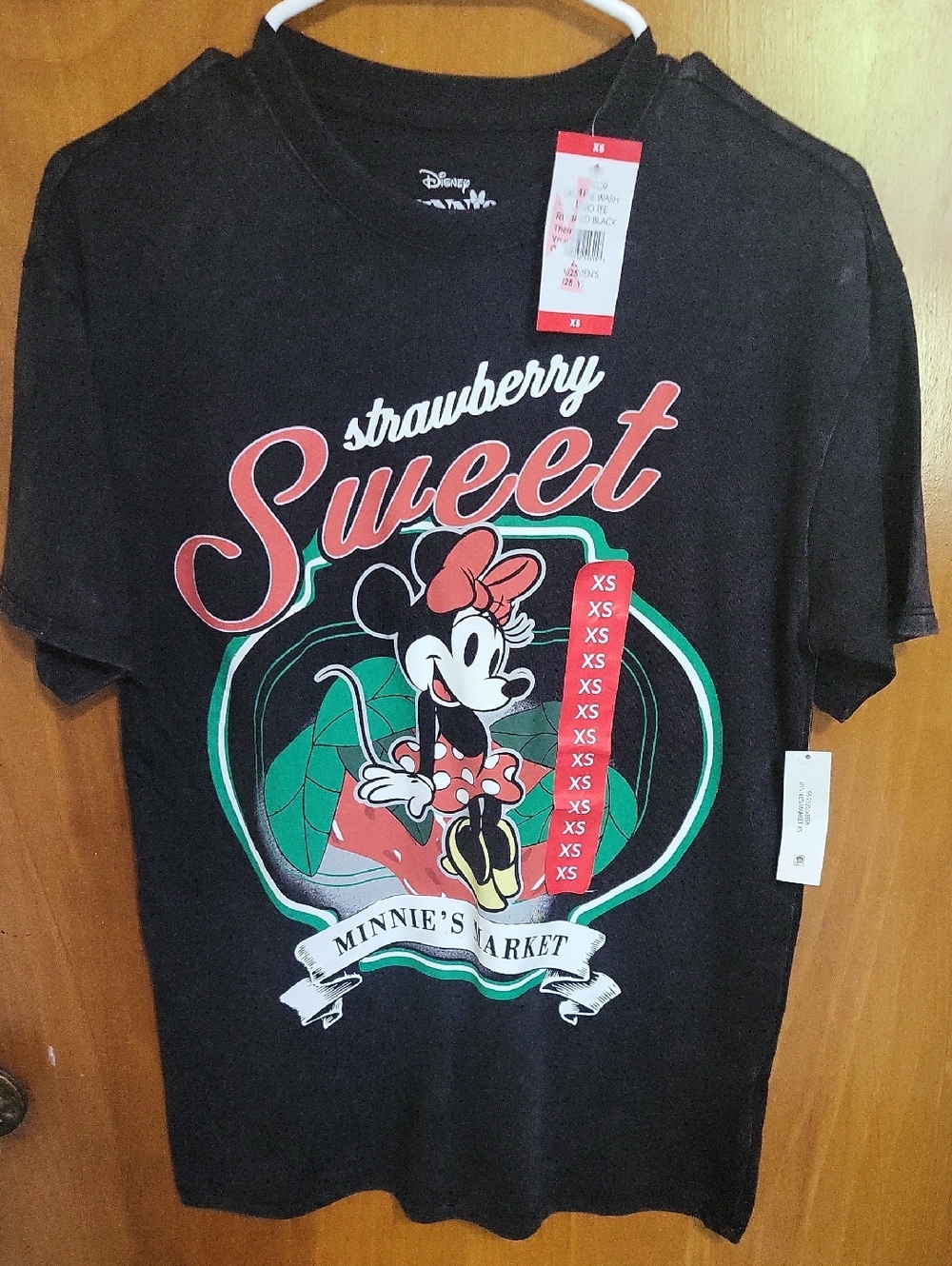 NWT Womens Xs Disney Black Minnie Mouse "Strawberry Sweet" Graphic Tee